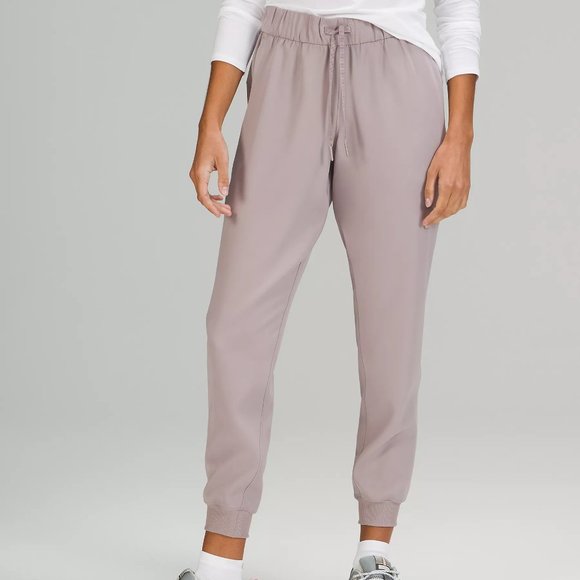 lululemon athletica Pants - NWT Sz 6 Lululemon On the Fly Jogger 28" Dark Chrome *Woven